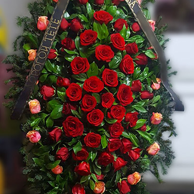 Траурные букеты от р., живые цветы на похороны от 75 р. Купить в VenkiRitual, Москва